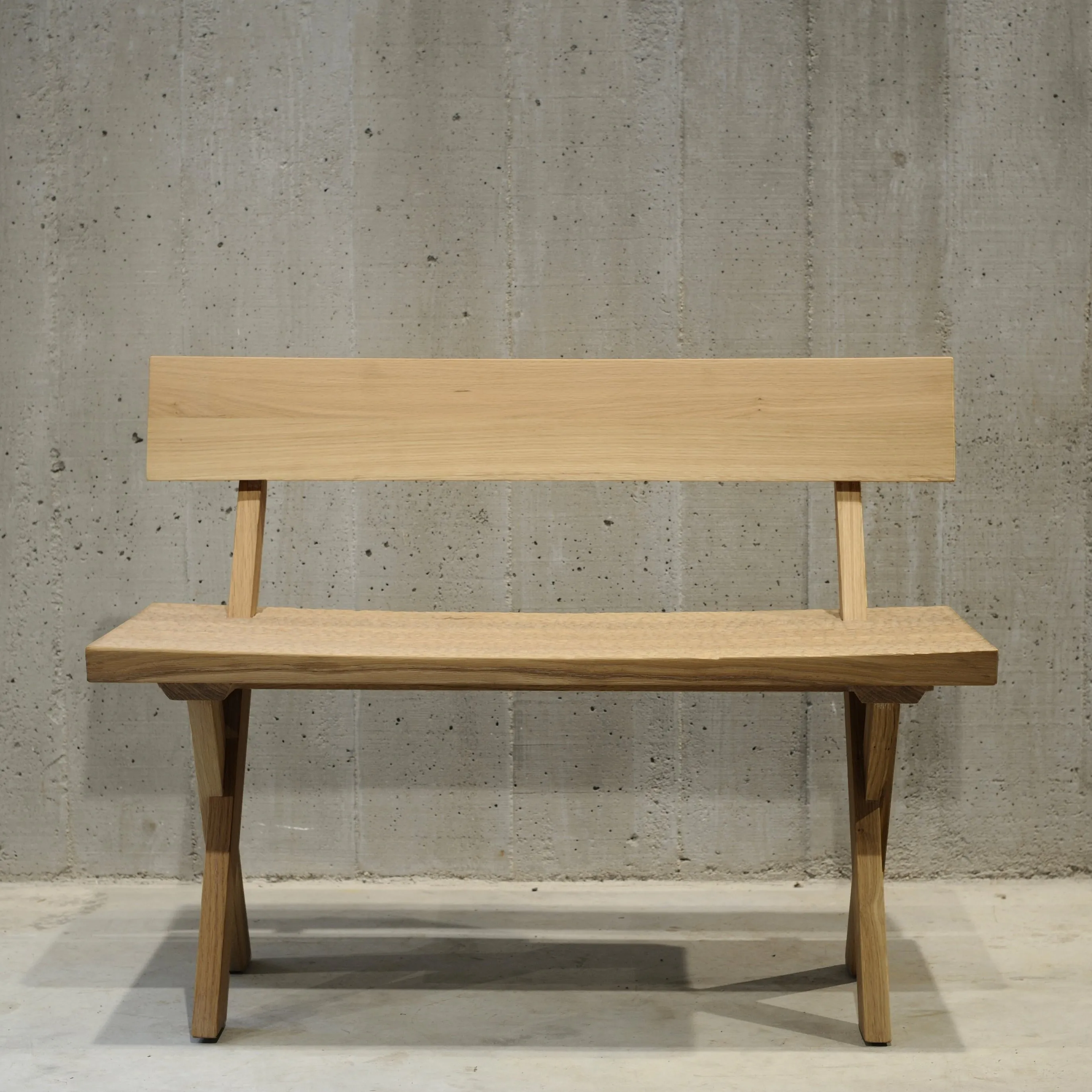 Touch Bench with Backrest